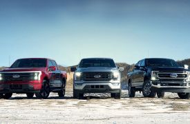 Wciąż na topie w Ameryce: seria F modeli Forda utrzymuje już 46. rok z rzędu pozycję numeru 1 wśród ciężarówek. Od 41 lat jest bestsellerem poza wszelkimi klasami
