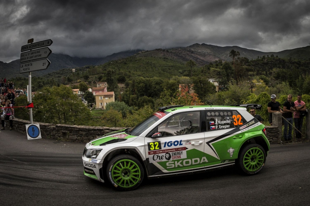 Kopecky po raz trzeci na podium