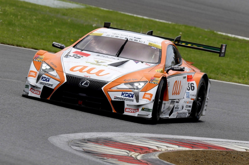Lexus LC po raz trzeci wygrywa w Super GT